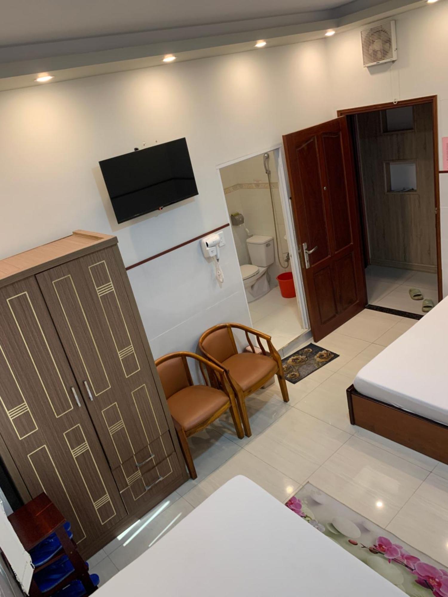 Hotel Khach San Kim Hung 2 à Bac Lieu Extérieur photo