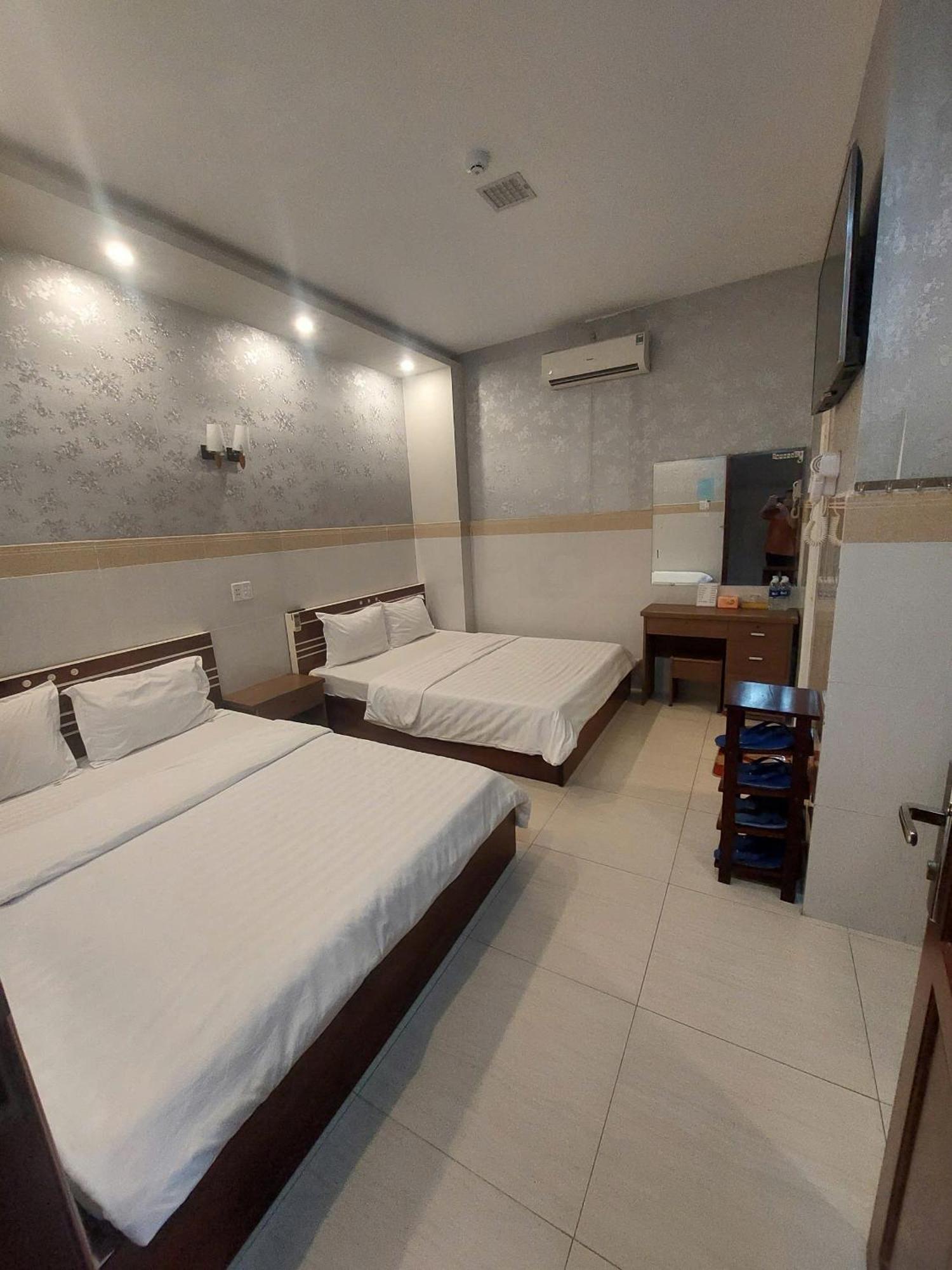 Hotel Khach San Kim Hung 2 à Bac Lieu Extérieur photo